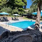 Seaside With Swimming Pool & Parking #2 Apartamento *