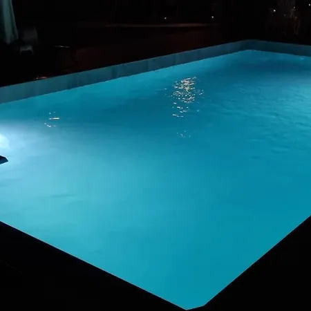 شقة Seaside With Swimming Pool & Parking #2 *