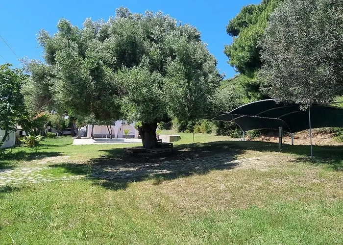 Seaside With Swimming Pool & Parking #2 * Kassandria