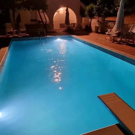 Seaside With Swimming Pool & Parking #2 Kassandria