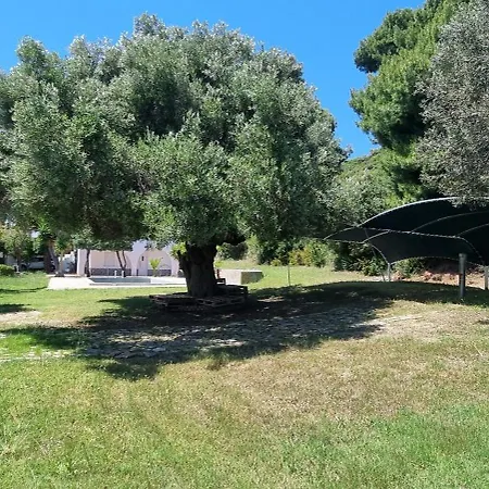 Seaside With Swimming Pool & Parking #2 * Kassandria